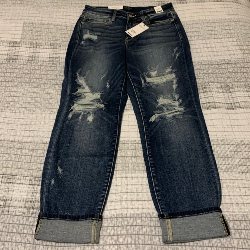 Judy blue size 9/29 mid rise boyfriend fit distressed blue jeans NWT